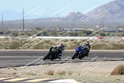 media/Jan-15-2026-Racers Edge (Thu) [[dfebeb70ab]]/3-B Group/Session 2 (Turn 11)/